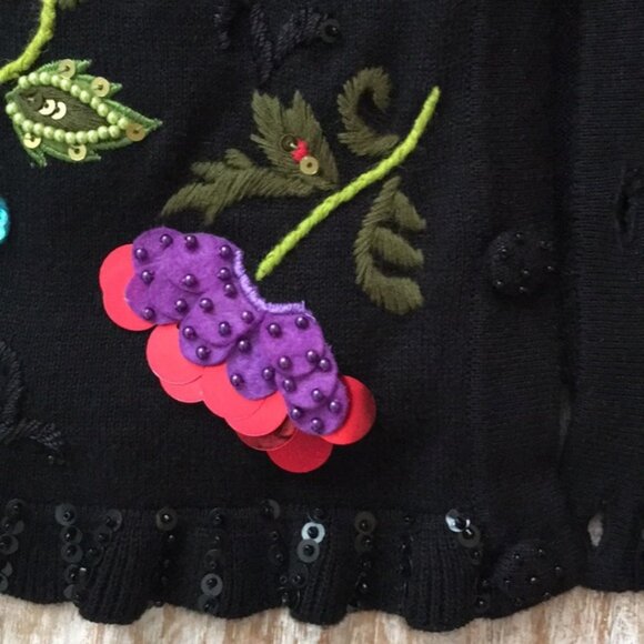 BEREK EMBELLISHED FLORAL SWEATER - NWOT - FREE SHIPPING! - Picture 5 of 8